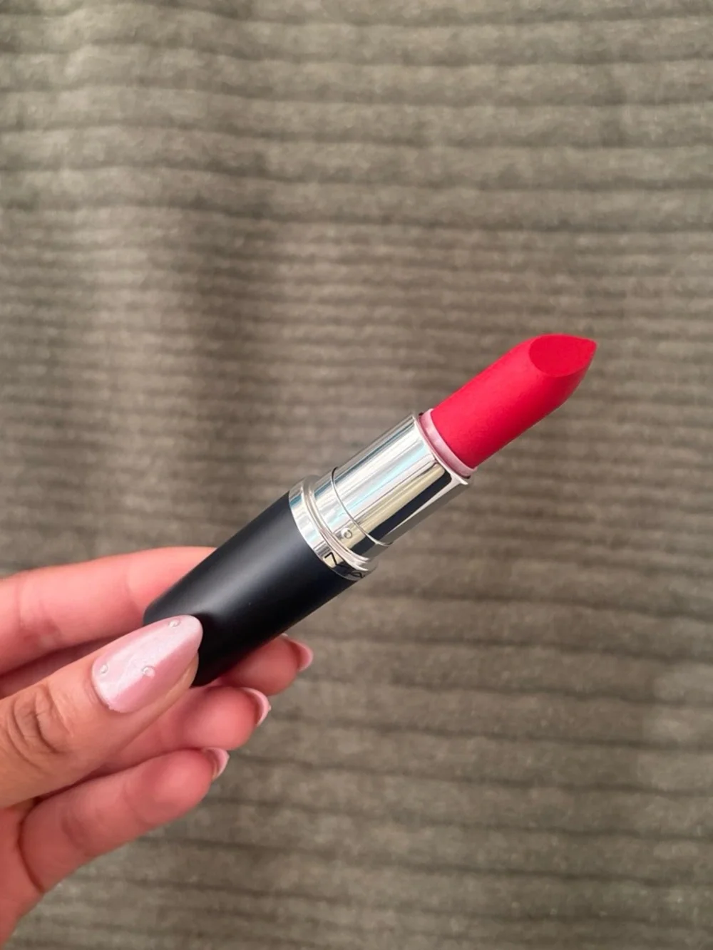 MAC Cosmetics Lipstick in shade: “Ruby Woo”
